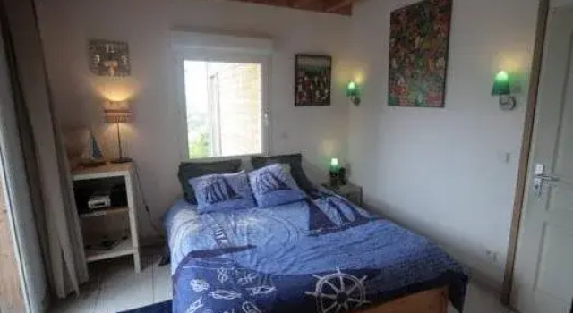 Chambre d'Hôtes Lenoble, Забронировать Отель Ле-Бурже-дю-Лак Озеро Бурже
