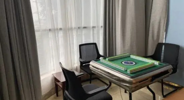 Люкс Huayi Hotel
