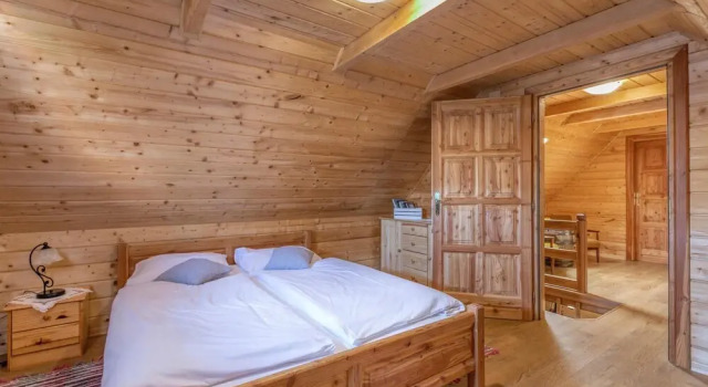 Beautiful Home in Gospic With Sauna, Wifi and Outdoor Swimming Pool, Book Hotel Hoteller i Smiljan med parkering, Parkering