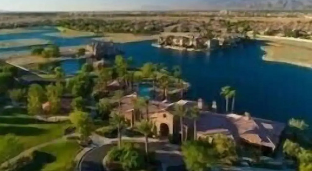Вилла Terra Lago Lakehouse Villa, close to golf, tennis, festivals and shopping!