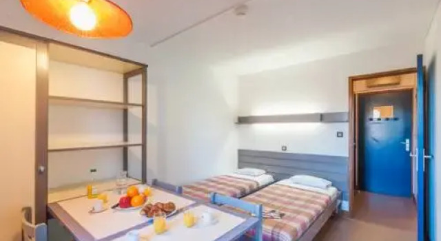 Vacancéole Les Gourgs Blanc, Rezerwuj Hotel Genos Hautes-Pyrénées
