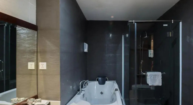 Номер Standard с балконом и с красивым видом из окна Lao Cai Star Hotel