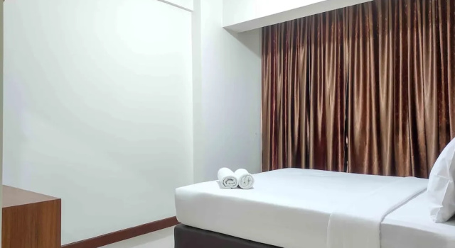Номер Standard Big And Comfy 3Br At Vida View Apartement