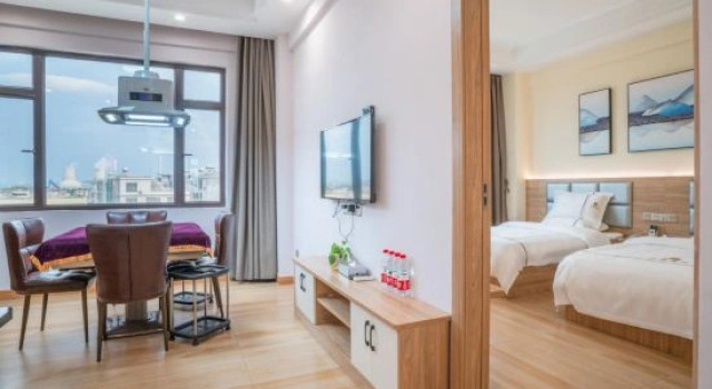 Люкс Deluxe Yihao Hotel