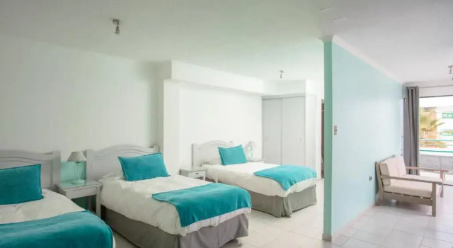 Четырёхместный номер Standard Hotel Rocas de Bahía