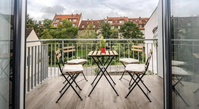 Апартаменты с балконом Nibelungen Apartments