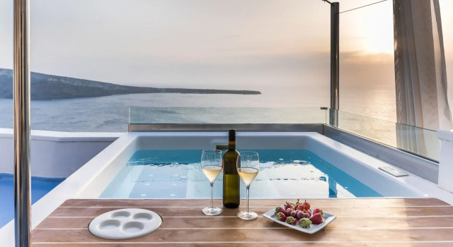 Вилла Hyperion Oia Suites