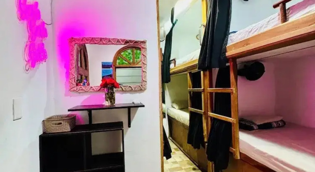 Кровать в общем номере (женский номер) Hostel Natura
