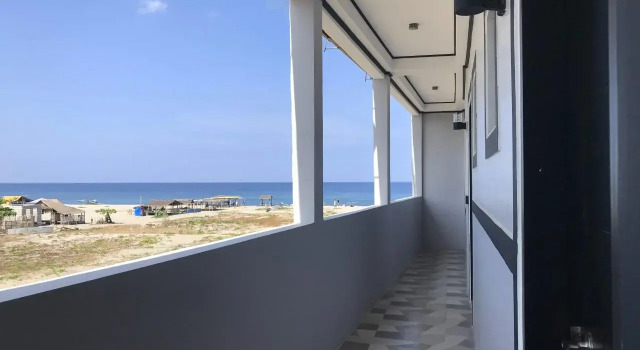Двухместный семейный люкс The Palms Resort & Bar