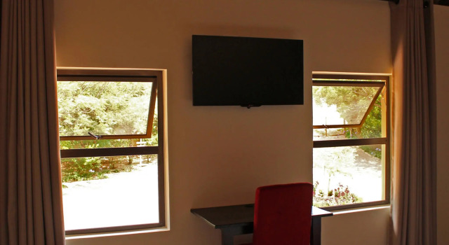 Blue Hills Lodge & Conference Centre, Boek Bed and Breakfast Midrand 
