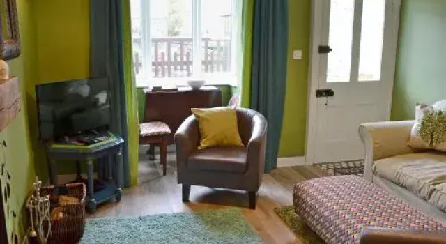 Nutmeg Cottage, Varaa Lomakoti Mökit kohteessa Merseyside, Mökki