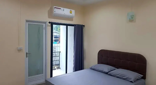 Room62, Забронировать Отель  