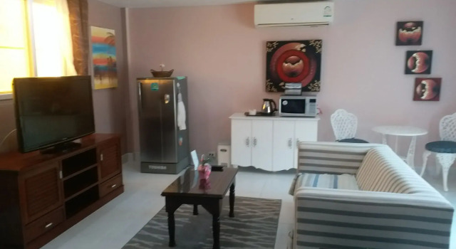 Studio Deluxe Avec Services Hôteliers - Adults Only
