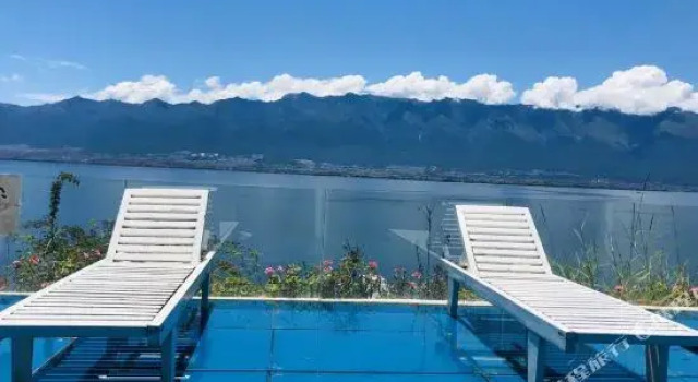 2099 Lake View Inn, Rezerwuj Hotel Dali Yunnan