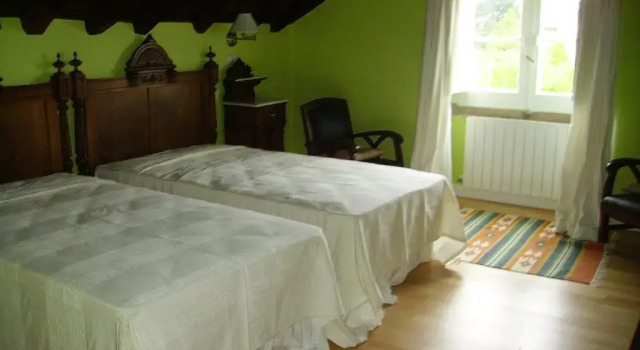 Hotel Rural Casa Roja, Брондау Қонақ үй Cadavedo Costa Verde, Playa del Churin жанында