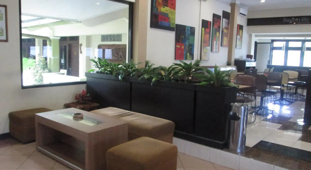 Hotel Wisanti, Rezervovat Hotel 3hvězdičkové hotely v Yogyakarta Province, 3*