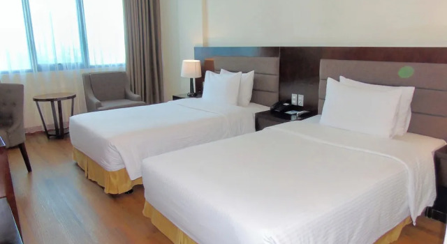 Двухместный номер Deluxe с балконом Muong Thanh Vinh Hotel