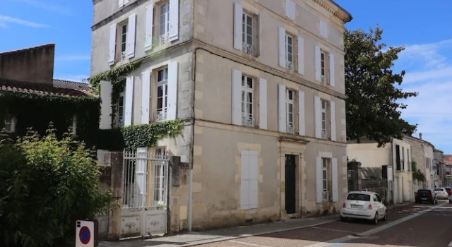 Le25 Parahotellerie, Buchen Sie Hotel Montbron Charente