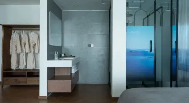 Люкс Luxury Chunshi · Amber | Amber Hotel Lakeside Resort Hotel (Lugu Lake Daluoshui Village)