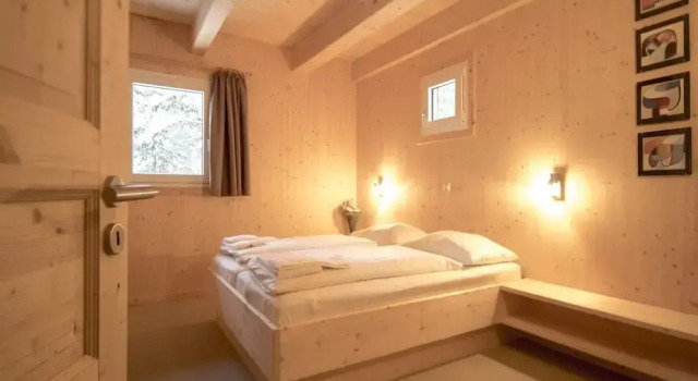 Exclusive Chalet With Sauna, Забронировать Шале Отели Туррахер-Хёэ с парковкой, рядом с Горнолыжный подъемник Оттифантенлифт, Парковка