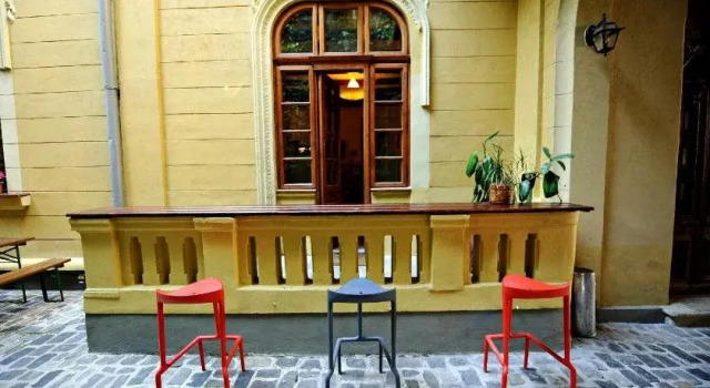 Umbrella Hostel, Prenota Ostello Ostelli a Bucarest, vicino a Piazza Victoriei, Ostello