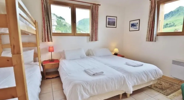 Chalet Berrier - ARAVIS Holidays, Забронировать Шале Виллы Ле-Гран-Борнан, Вилла