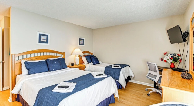 Lakeview Condo w/ Resort Pool: 2 Miles to Golf!, Book Ferieresort Pinehurst North Carolina