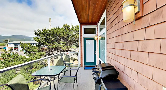Seaside Escape Townhouse 1 Bedroom 1 Bathroom Townhouse