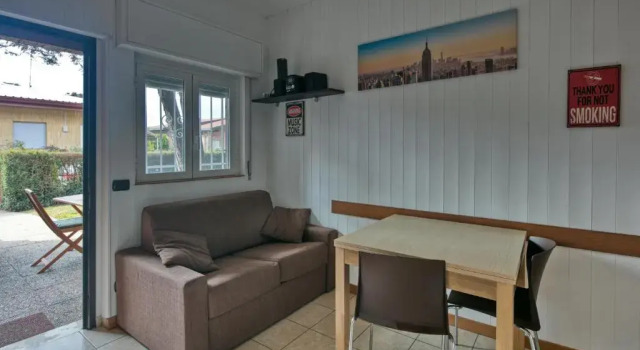 Апартаменты Appartamento Castelletto Ticino - con parcheggio