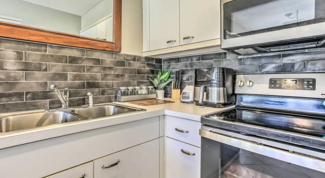 Коттедж Myrtle Beach Retreat w/ Ocean Access & Porch!