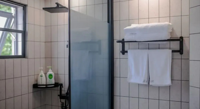 Двухместный номер Superior Blooming Lotus Hostel