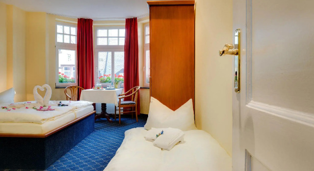 Трёхместный номер Standard DH Hotel Deutsches Haus Mittweida - Ihr digitales Hotel