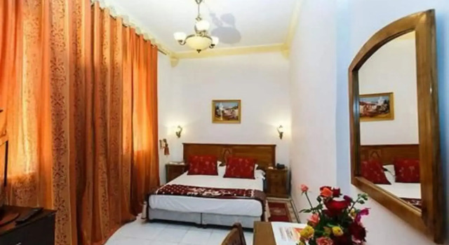 Hôtel Kerdada, Boek Hotel Boussaada M'Sila