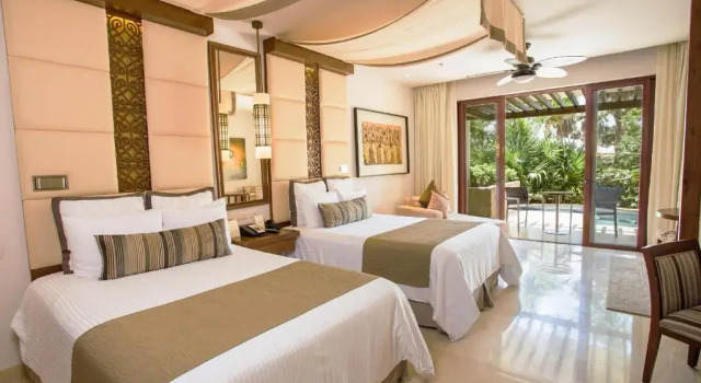Двухместный полулюкс Swim Out Secrets Playa Mujeres Golf & Spa Resort - Adults Only - All Inclusive