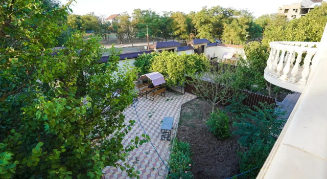 Коттедж Superior с балконом Tour house (Тур Хаус) гостевой дом