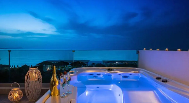 Люкс Superior с видом на море Drossia Palms Hotel and Nisos Beach Suites