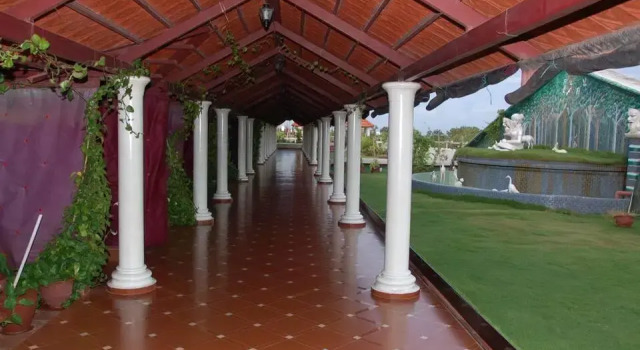 Люкс S V Regency Hotel