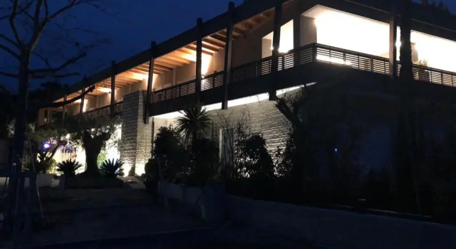 Lamasu RioVerde - Lago di Garda, Забронировать Отель Отели в центре Сан-Феличе-дель-Бенако с завтраком, отели в центре Сан-Феличе-дель-Бенако с завтраком