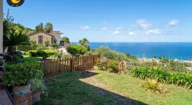 Villa Giraluna, Забронировать Вилла Кастеллабате Cilento Coast, рядом с Исторический центр Кастеллабате