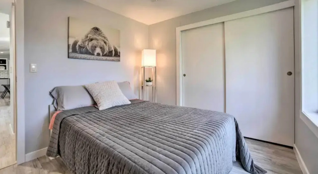 Cozy Ashton Abode w/ Yard - Near Park & Pool!, Prenota Casa vacanze Ashton Idaho