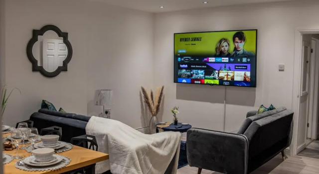 Коттедж Classic BV Comfy Spacious 3 Bedroom House At Tatton Street Manchester