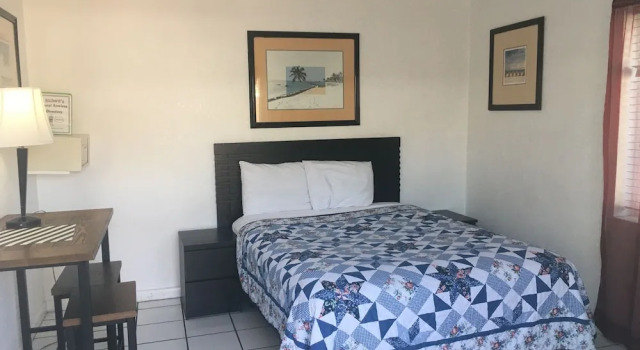 Richard's Pet Friendly Motel, Book Motel Hoteller i Panhandle Florida med parkering, Parkering