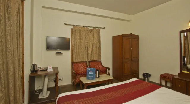 OYO 1706 Hotel The Alpine Heritage Residency