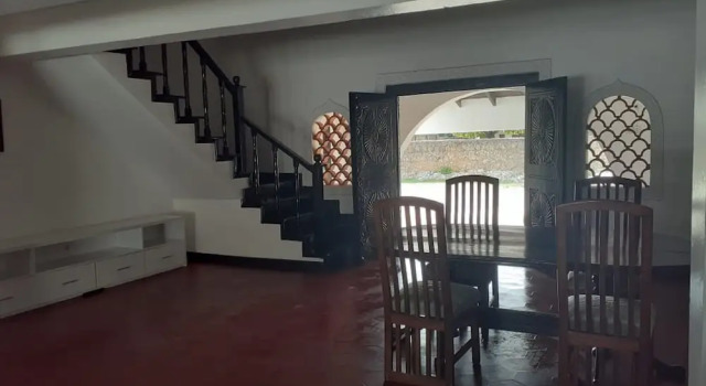 Бунгало Oceanic-View Nyali Holiday Home