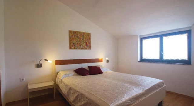 Beautiful Home in Rakalj With Wifi and 2 Bedrooms, Rezerwuj Hotel Rakalj Istria