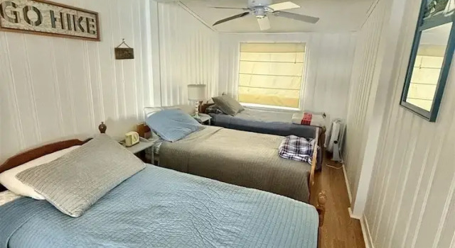 Grandview Lakefront Limit 9 4 Bedroom Home, Rezerwuj Hotel Sebago Maine