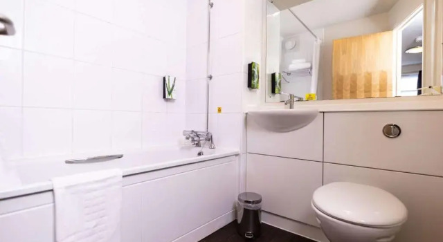 Номер Standard ibis Coleraine Riverside