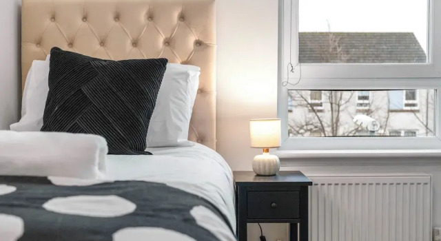 Urban Elegance 5-Bed Glasgow Home, Забронировать Дом для отпуска Виллы Стратклайда, Вилла