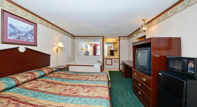 Americas Best Value Inn & Suites Warren Detroit, Prenota Hotel Warren 