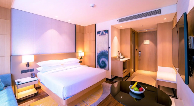 Courtyard By Marriott Vadodara